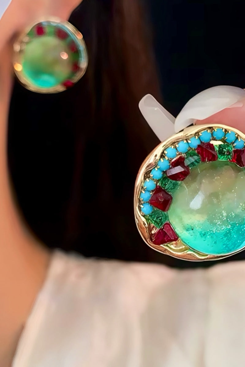 Rhinestone Round
Stud Earrings