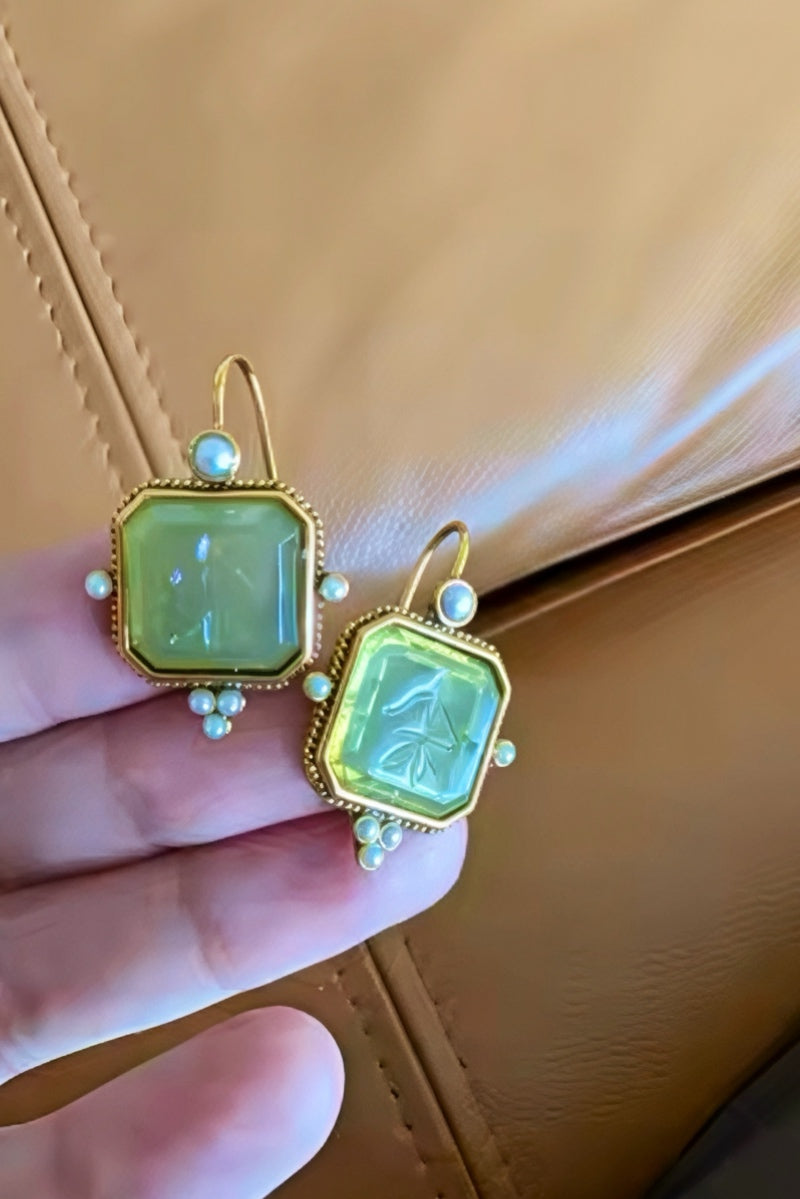 Pearls Pendant Drop Earrings