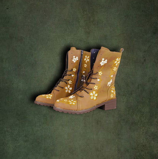 Vintage Design Women’s Boots