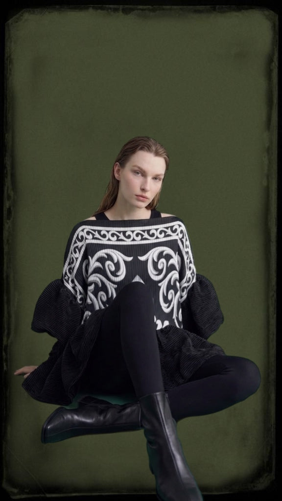 Women’s Oversize Pullover Top