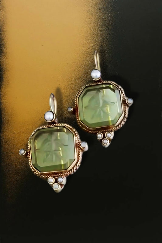 Pearls Pendant Drop Earrings